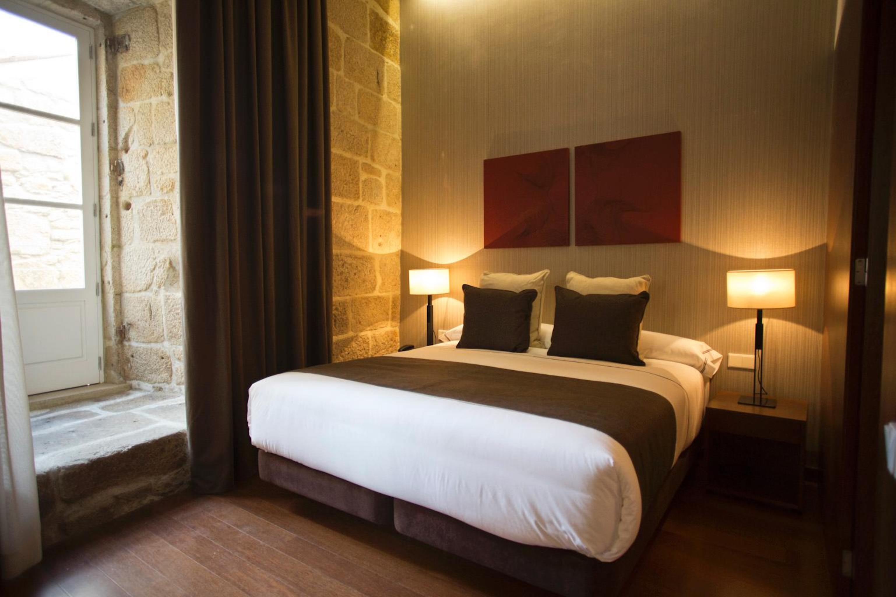 Carris Ribeira 4* Oporto