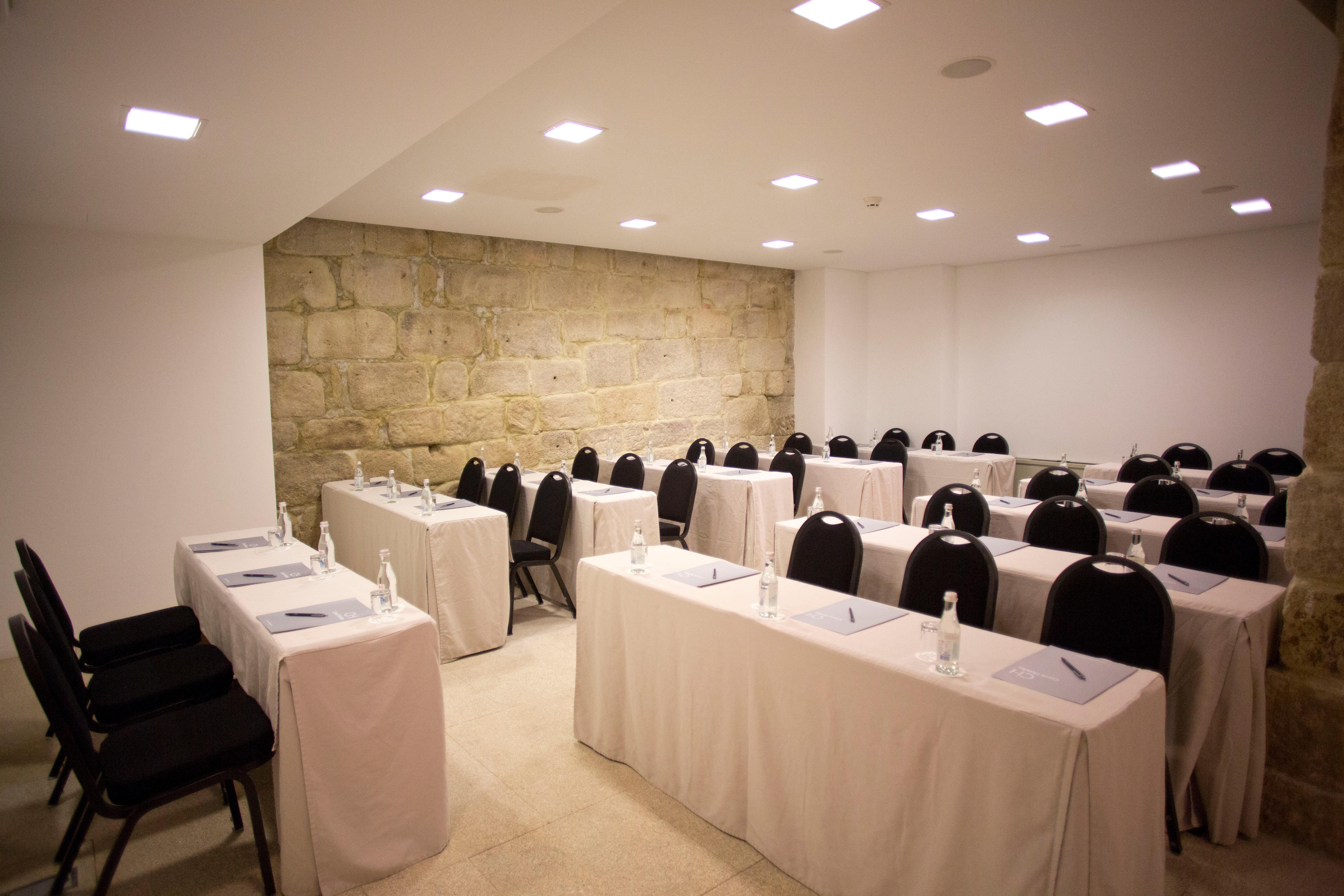 Carris Ribeira Hotel Oporto